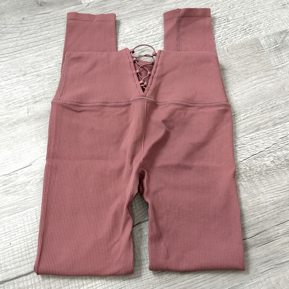 Cute Mauve Pink Back Lace Up Ribbed Leggings - Size Xs/Small - Picture 1 of 4